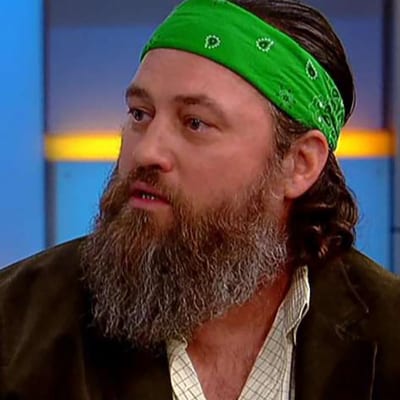 Green Bandana on Duck Dynasty’s Willie Robertson