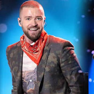 Justin Timberlake makes bandanas look fly in his Super Bowl halftime show