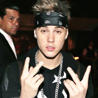 Justin Bieber just wants peace, dude.
